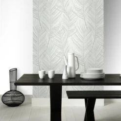 Superfresco Easy Vliesbehang Palm Wit-grijs 105964 8 Superfresco Easy Vliesbehang Palm Wit-grijs 105964 -Superfresco Easy Behang Exporteren Winkel 123 1102